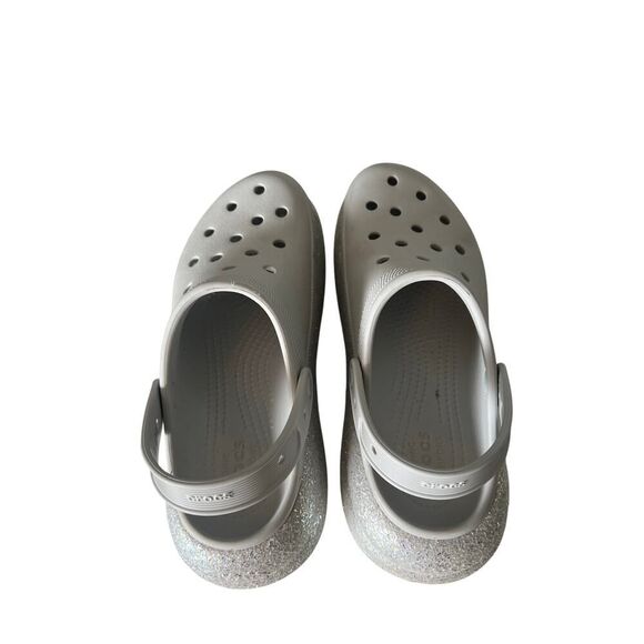 UNISEX CROCS PLATFORM CLOGS SILVER GLITTER WOMENS SIZE 12, MEN SIZE 10 - Picture 8 of 9